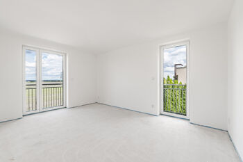 Prodej domu 329 m², Sluhy
