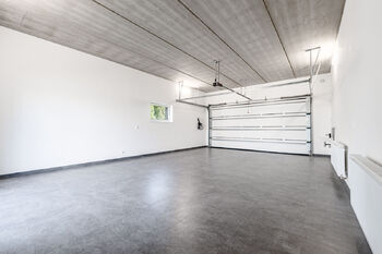 Prodej domu 329 m², Sluhy