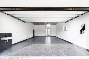 Prodej domu 329 m², Sluhy