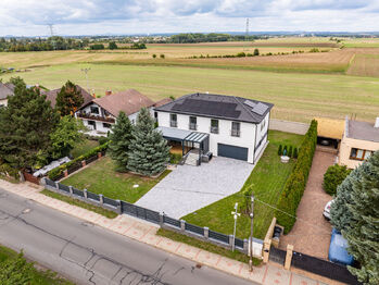 Prodej domu 329 m², Sluhy
