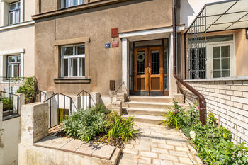 Pronájem bytu 2+kk v osobním vlastnictví 42 m², Praha 6 - Dejvice