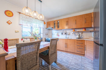 Kuchyně - Prodej domu 105 m², Sokoleč