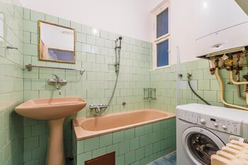 Koupelna - Pronájem bytu 3+kk v osobním vlastnictví 90 m², Praha 2 - Vinohrady
