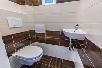 Samostatná toaleta - Pronájem bytu 3+kk v osobním vlastnictví 90 m², Praha 2 - Vinohrady