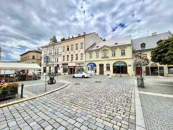kanceláře v 2.NP nad prodejnou O2 - Pronájem kancelářských prostor 115 m², Turnov 