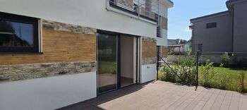 Vchod na terasu - Prodej domu 98 m², Čeladná