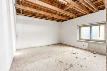 Prodej domu 897 m², Jesenice