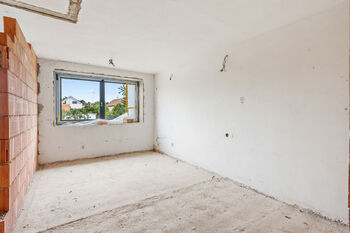 Prodej domu 897 m², Jesenice