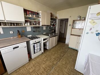 Prodej domu 160 m², Ostrožská Nová Ves