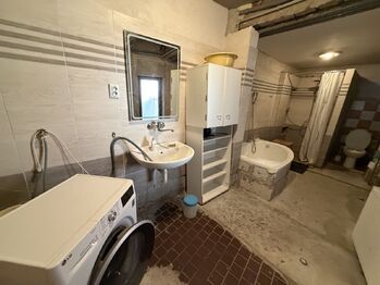 Prodej domu 160 m², Ostrožská Nová Ves