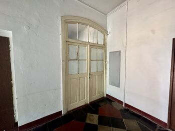 Vstup do bytu - Prodej bytu 2+kk v osobním vlastnictví 73 m², Nové Město nad Metují