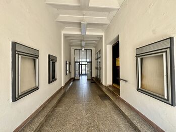 Vstup do domu - Prodej bytu 2+kk v osobním vlastnictví 73 m², Nové Město nad Metují