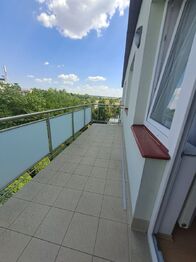 Pronájem bytu 2+1 v osobním vlastnictví 78 m², Praha 9 - Běchovice