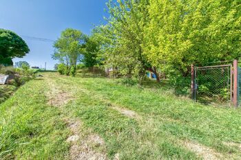 příjezd a vstup na pozemek - Prodej chaty / chalupy 25 m², Štramberk