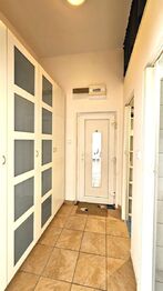 Prodej bytu 1+kk v osobním vlastnictví 33 m², Praha 10 - Vršovice