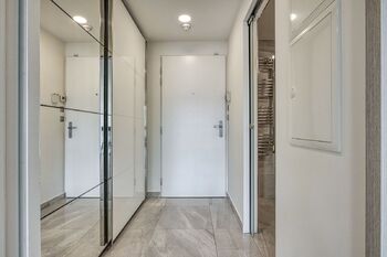 Předsíň - Pronájem bytu 2+kk v osobním vlastnictví 56 m², Praha 9 - Libeň