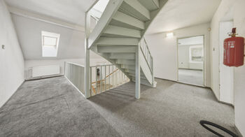 Prodej kancelářských prostor 470 m², Nový Bor