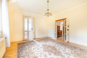 Aktuální stav interiéru domu - Prodej domu 314 m², Praha 4 - Braník