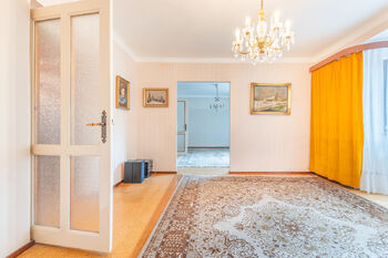 Aktuální stav interiéru domu - Prodej domu 314 m², Praha 4 - Braník