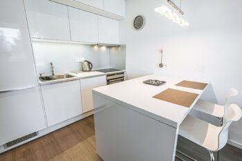 Pronájem bytu 2+kk v osobním vlastnictví 33 m², Praha 9 - Letňany