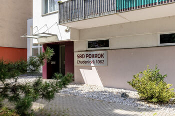 Prodej bytu 2+kk v osobním vlastnictví 42 m², Praha 10 - Hostivař