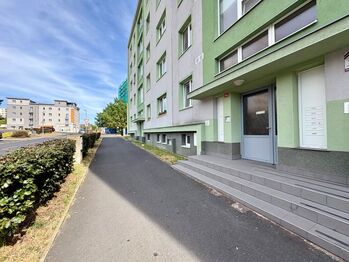 Pronájem bytu 2+1 v osobním vlastnictví 53 m², Litvínov