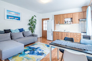 Pronájem bytu 1+kk v osobním vlastnictví 38 m², Praha 8 - Kobylisy