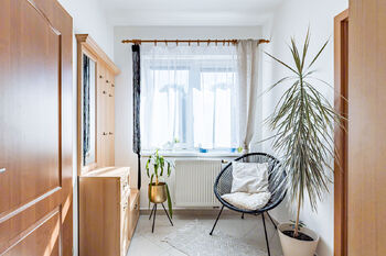 Pronájem bytu 1+kk v osobním vlastnictví 38 m², Praha 8 - Kobylisy