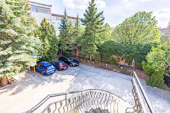 Pronájem bytu 1+kk v osobním vlastnictví 38 m², Praha 8 - Kobylisy