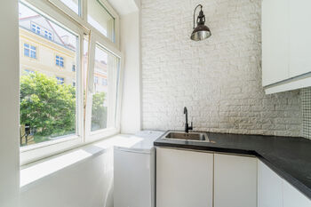Prodej bytu 3+kk v osobním vlastnictví 83 m², Praha 3 - Žižkov