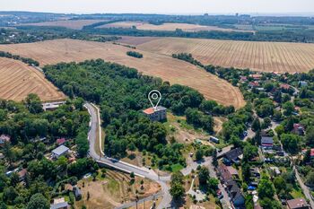 Prodej historického objektu 990 m², Zdiby