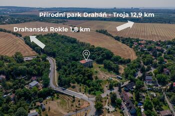 Prodej historického objektu 990 m², Zdiby