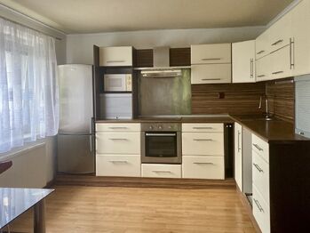 Pronájem bytu 2+1 v osobním vlastnictví 49 m², Chomutov