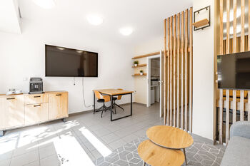 Prodej kancelářských prostor 28 m², Praha 10 - Uhříněves