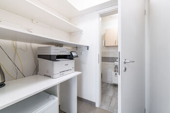Prodej kancelářských prostor 28 m², Praha 10 - Uhříněves