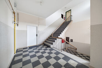 Prodej bytu 2+kk v osobním vlastnictví 47 m², Karlovy Vary
