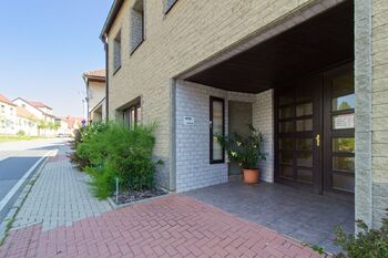 Prodej domu 210 m², Černovice