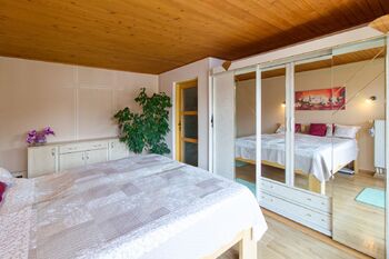 Prodej domu 210 m², Černovice