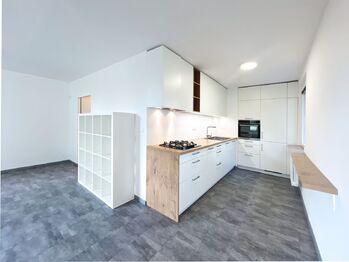 Prostor a komfort v každém detailu - Pronájem bytu 3+kk v družstevním vlastnictví 80 m², Praha 5 - Motol