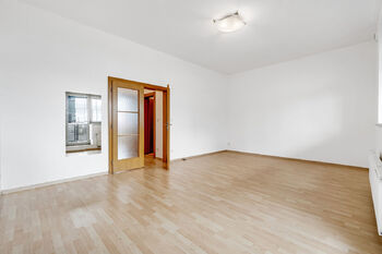 ložnice - Prodej bytu 4+kk v osobním vlastnictví 116 m², Praha 9 - Libeň