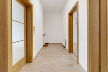 chodba - Prodej bytu 4+kk v osobním vlastnictví 116 m², Praha 9 - Libeň
