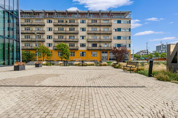budova - Prodej bytu 4+kk v osobním vlastnictví 116 m², Praha 9 - Libeň