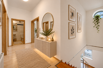 VIZUALIZACE chodba - Prodej bytu 4+kk v osobním vlastnictví 116 m², Praha 9 - Libeň