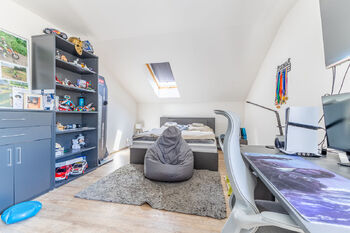 dětský pokoj - Prodej domu 228 m², Hradečno