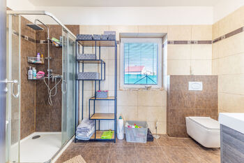 Prodej domu 228 m², Hradečno