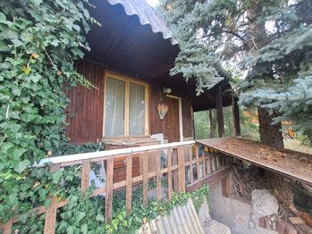 Prodej pozemku 498 m², Praha 6 - Lysolaje