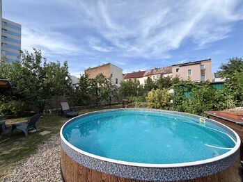 Prodej domu 466 m², Chomutov