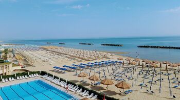 Lido Riccio 5 km od Tollo  - Prodej bytu 4+1 v osobním vlastnictví 130 m², Tollo