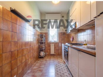 Prodej bytu 3+1 v osobním vlastnictví 90 m², Tollo