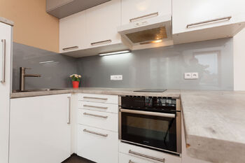 Pronájem bytu 1+kk v osobním vlastnictví 32 m², Praha 10 - Záběhlice